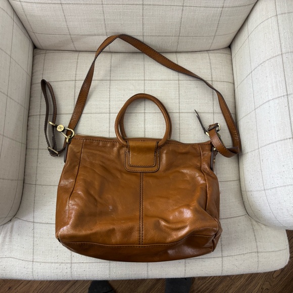 HOBO Brown Crossbody Bag with Adjustable Strap - Picture 2 of 11